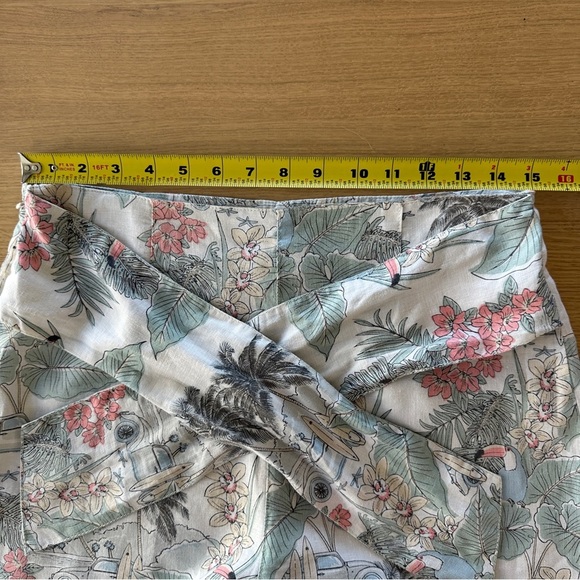 C&C California 100% Linen Shorts Size 6 Tropical Print Tie Front Coastal Boho - Picture 8 of 10
